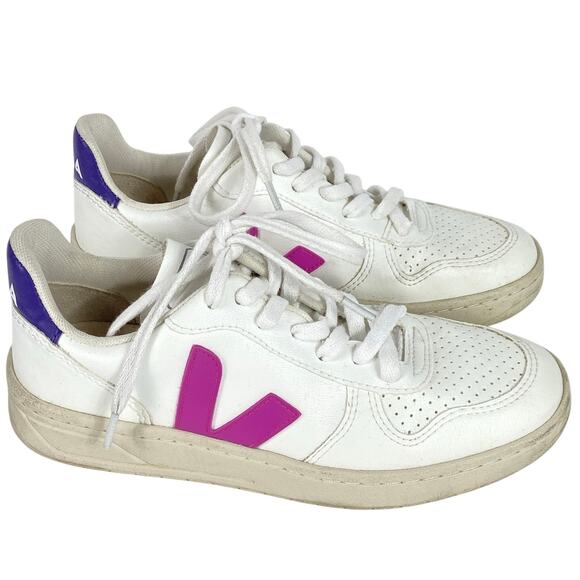 Veja Shoes - Veja White Pink Purple Lethear Sneaker Womens Size 5